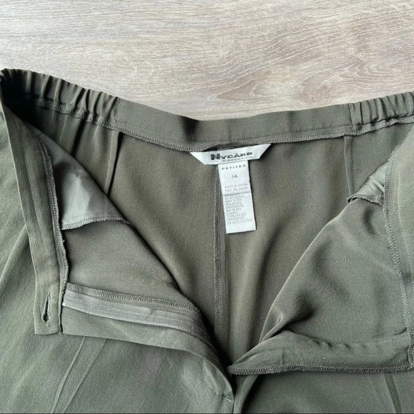 Nygard Collection Pure Silk  Relaxed Pants - Picture 5 of 12